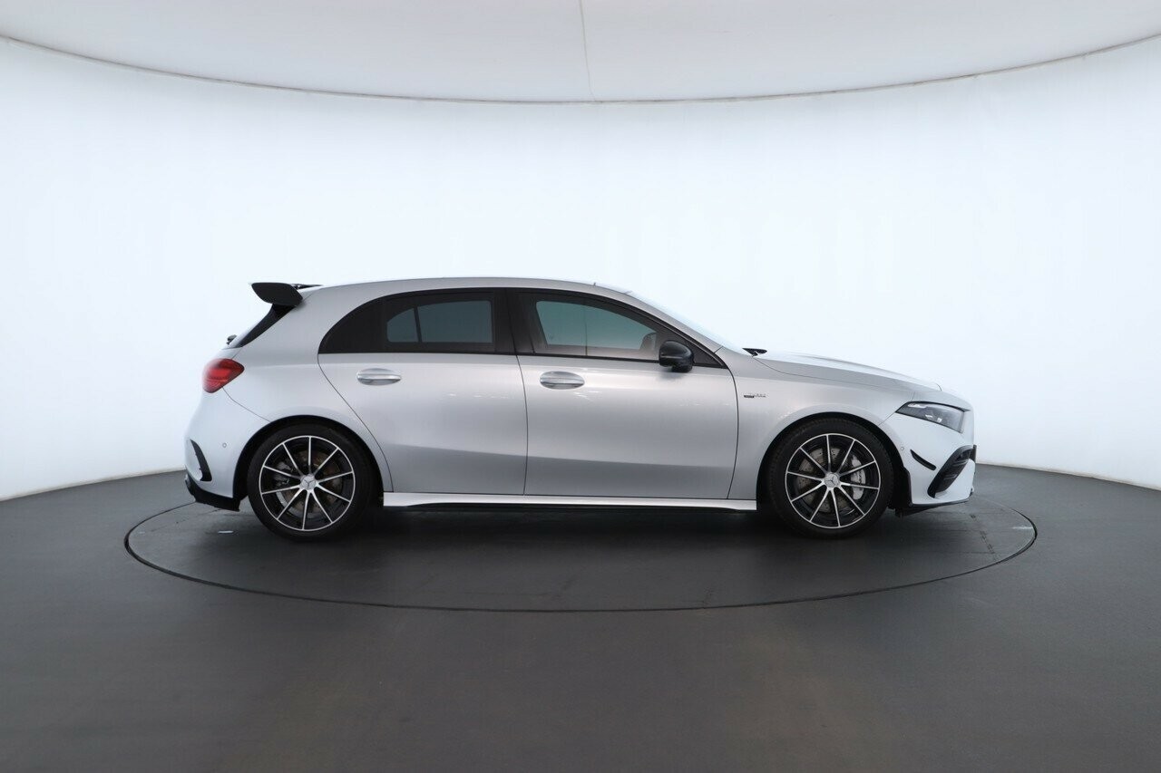 Mercedes Benz A-class image 3