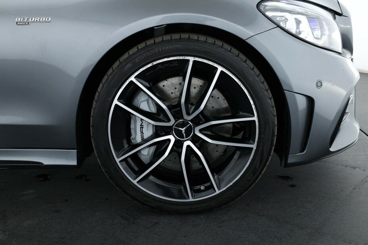 Mercedes Benz C-class image 4