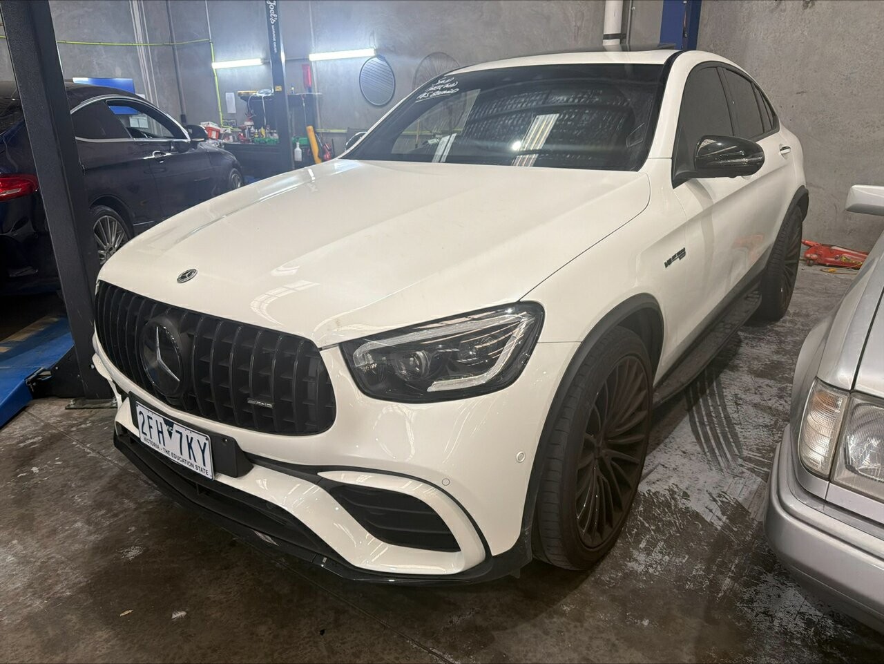 Mercedes Benz Glc-class image 2