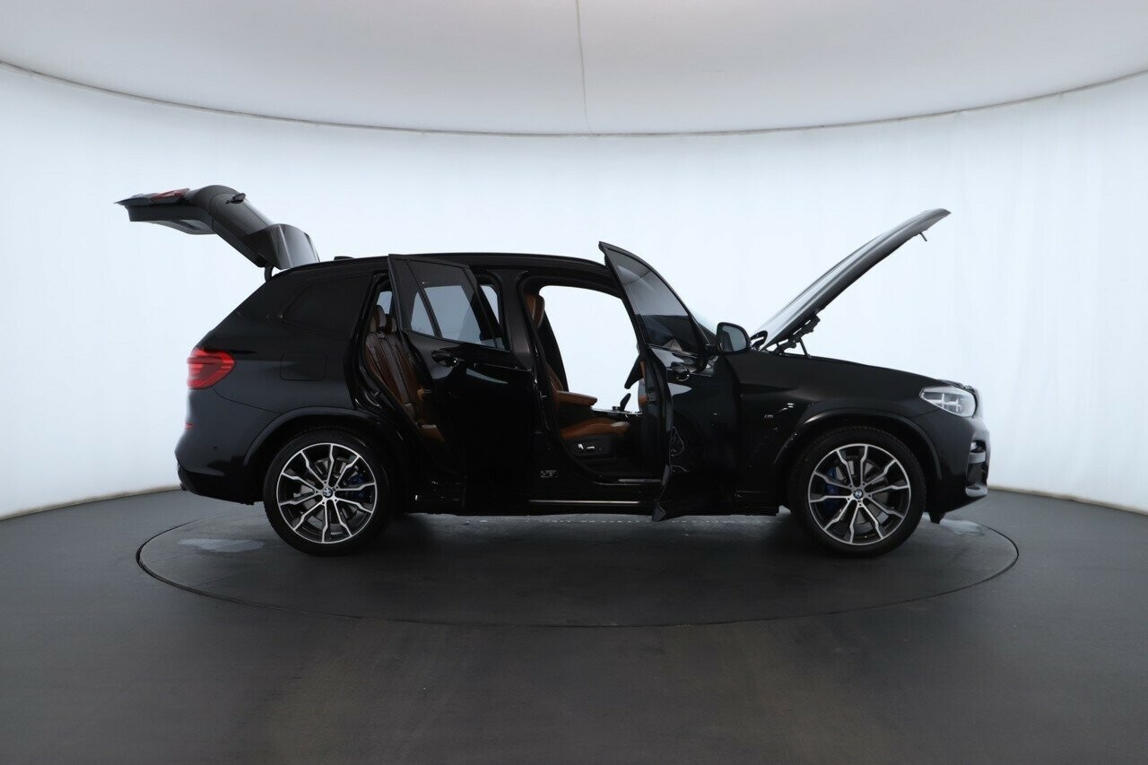BMW X3 image 2
