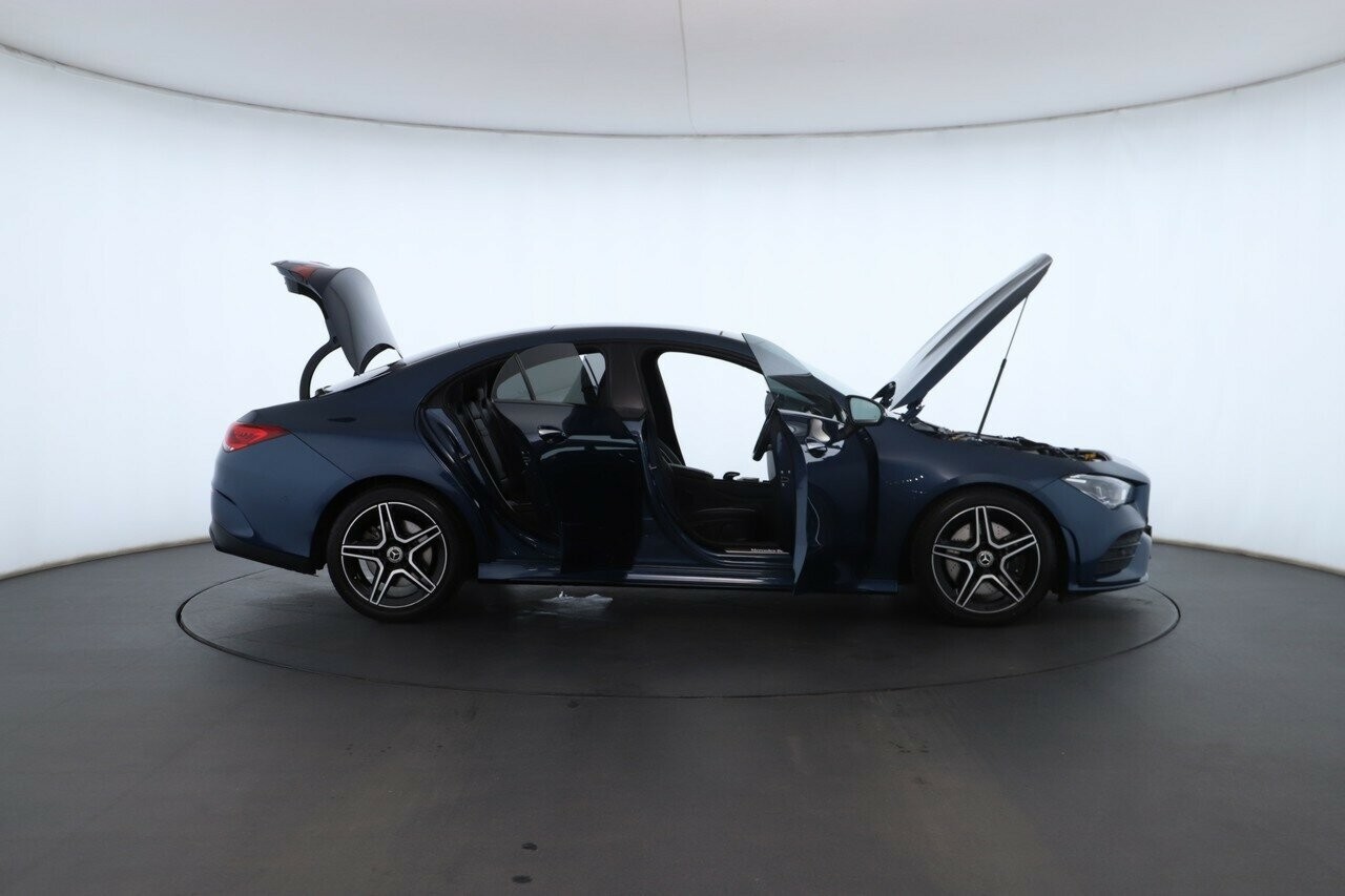 Mercedes Benz Cla-class image 2