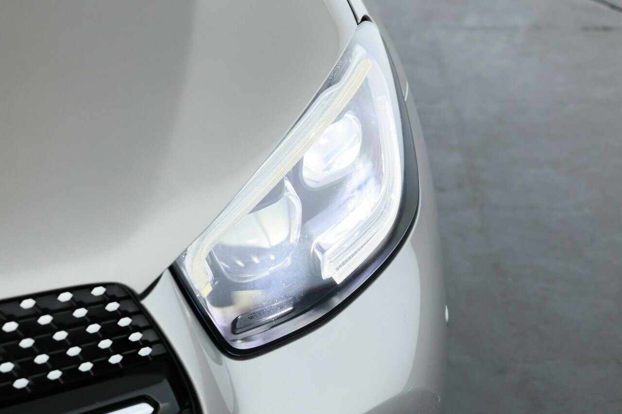 Mercedes Benz Glc-class image 4
