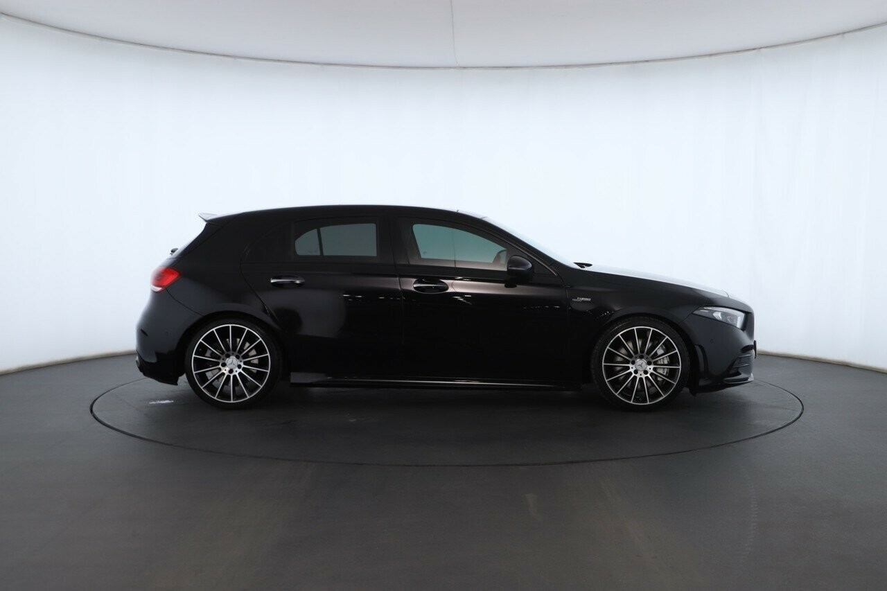 Mercedes Benz A-class image 3