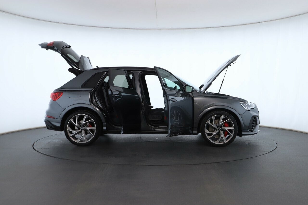 Audi Rs Q3 image 2