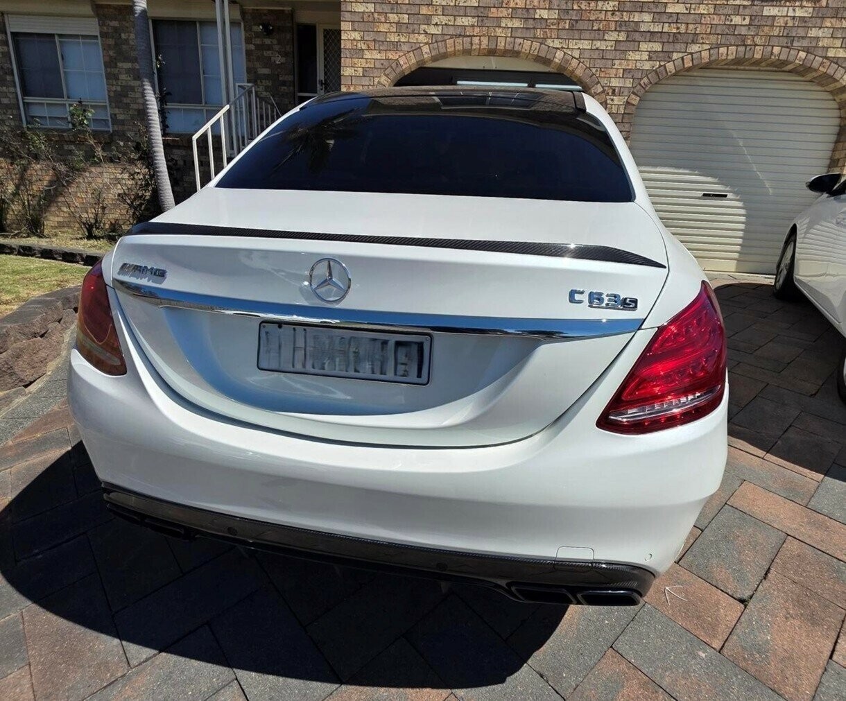 Mercedes Benz C-class image 3