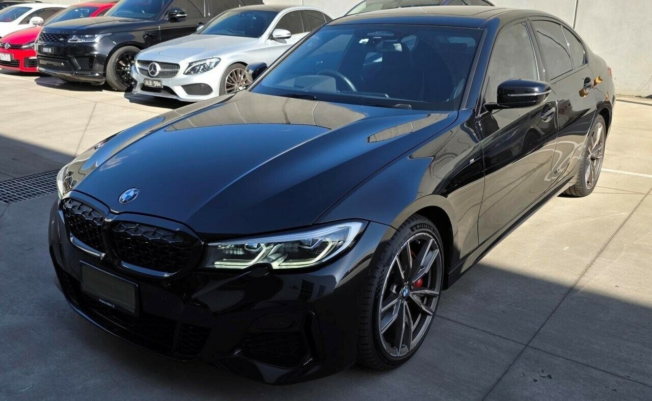 BMW 3 Series image 1