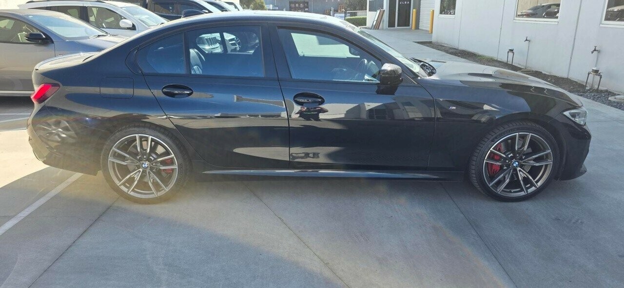BMW 3 Series image 3