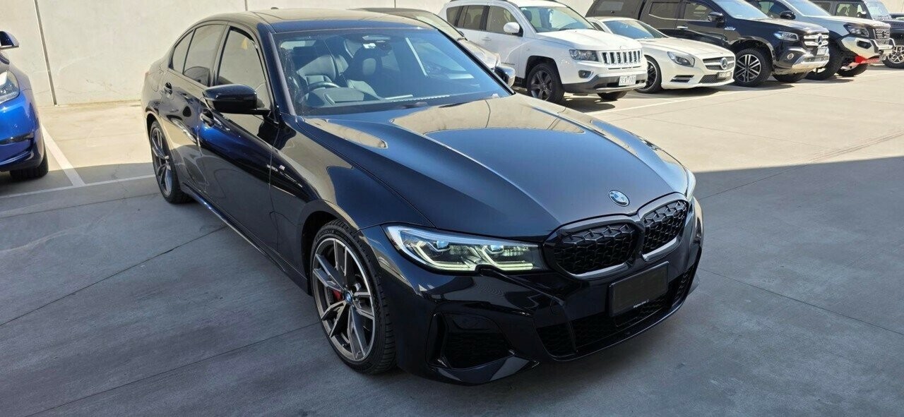 BMW 3 Series image 4