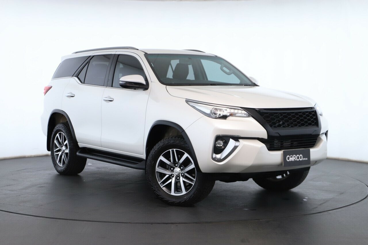 Toyota Fortuner image 1