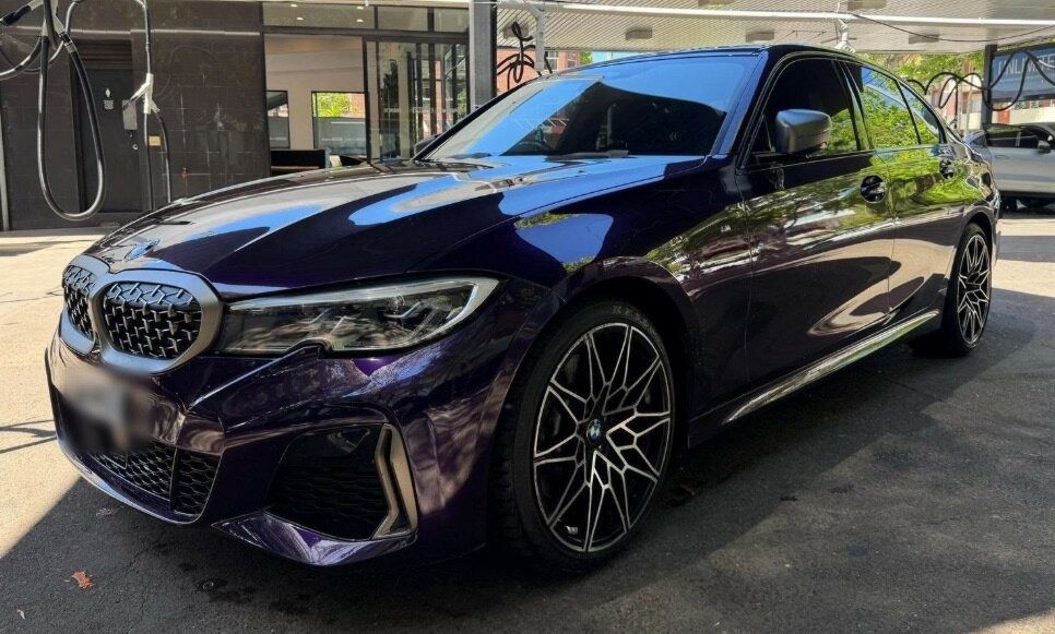 BMW 3 Series image 1