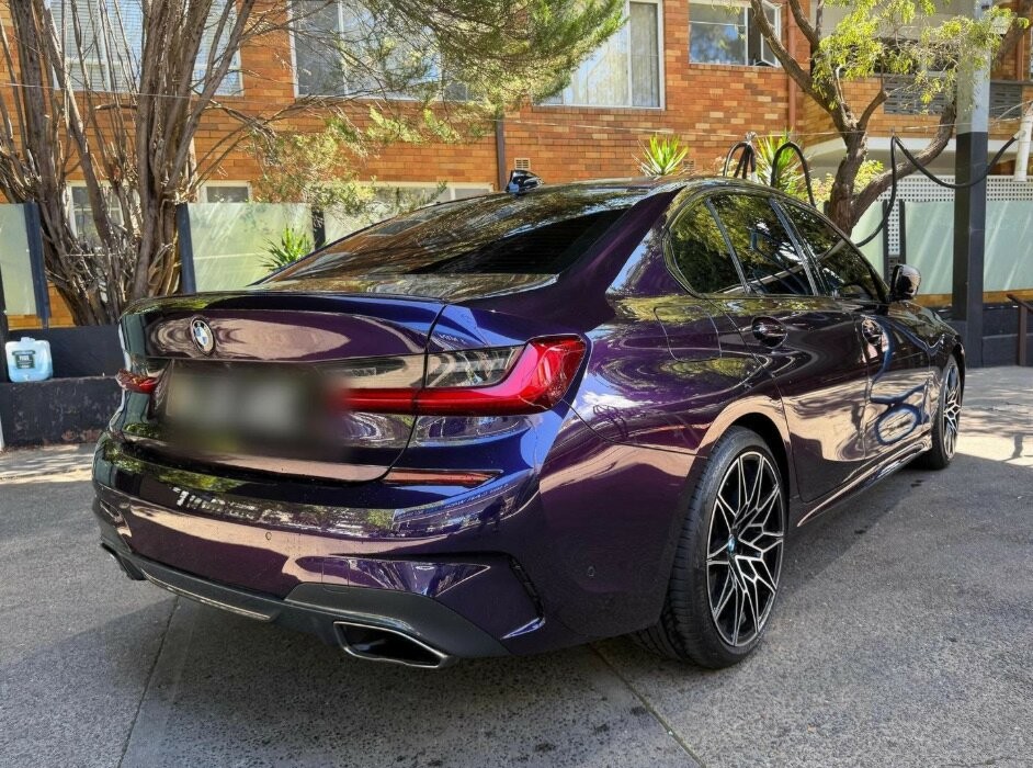 BMW 3 Series image 4