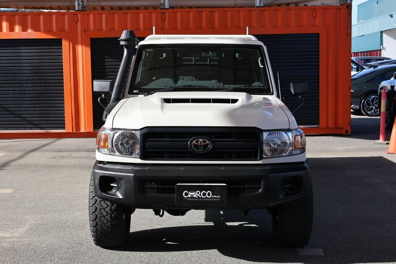 Toyota Landcruiser image 3