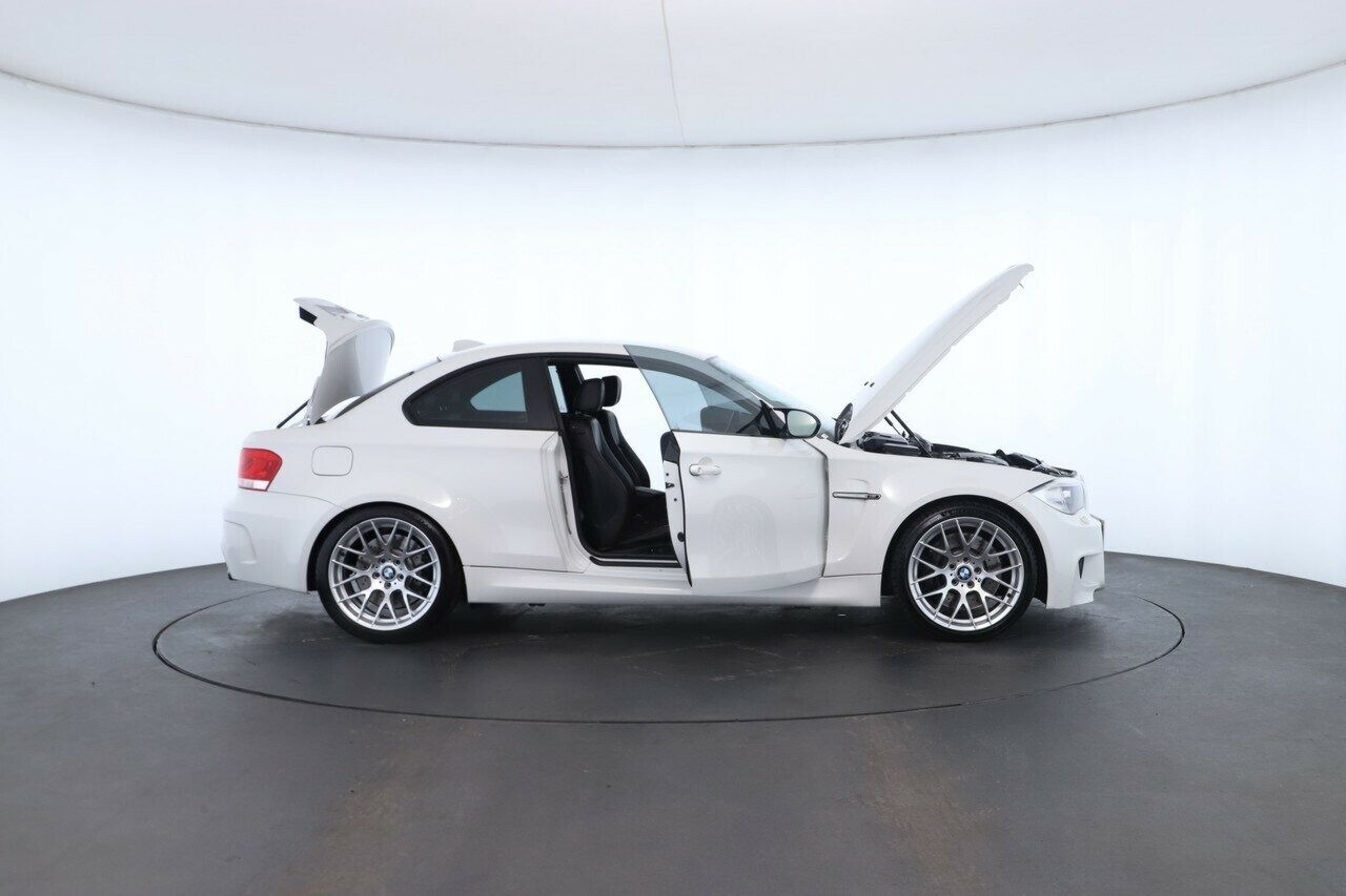 BMW 1 Series M image 2