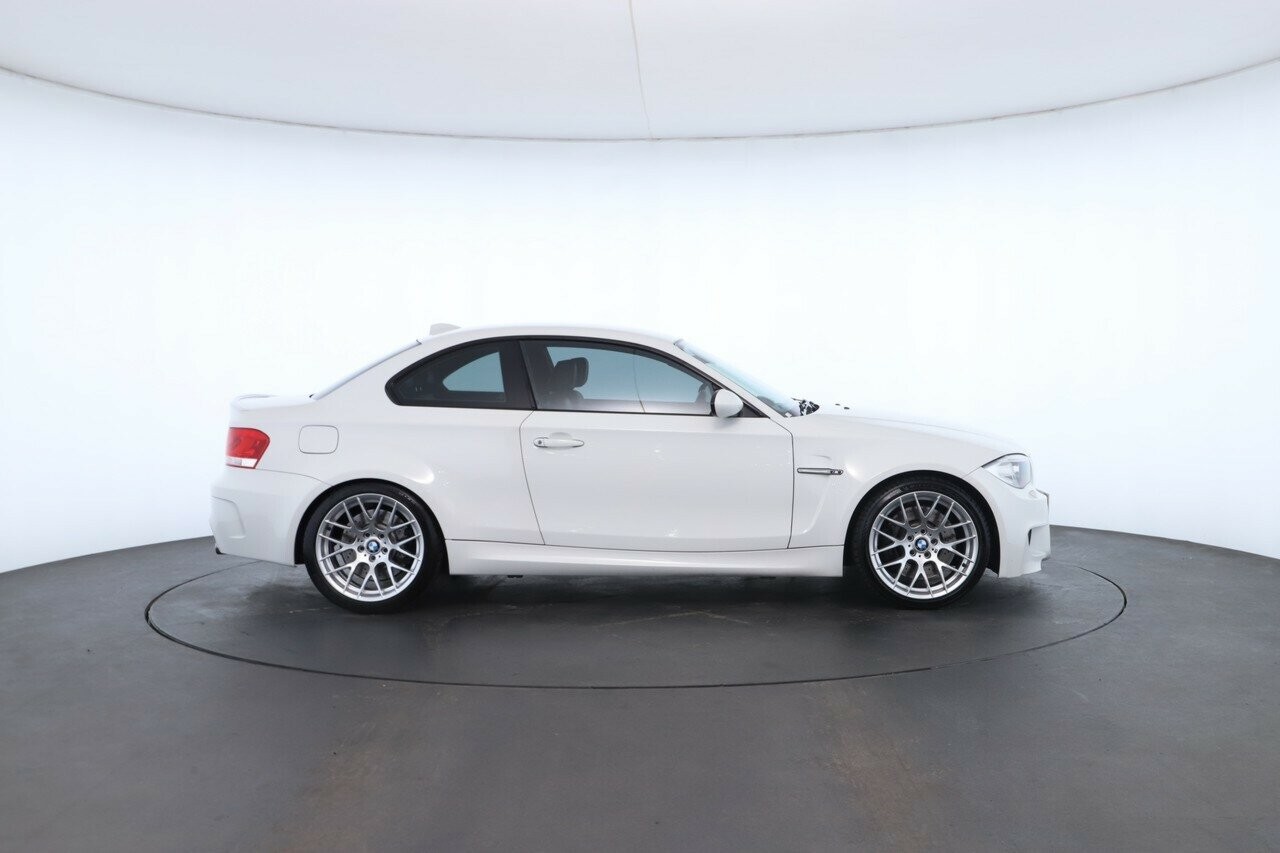 BMW 1 Series M image 3