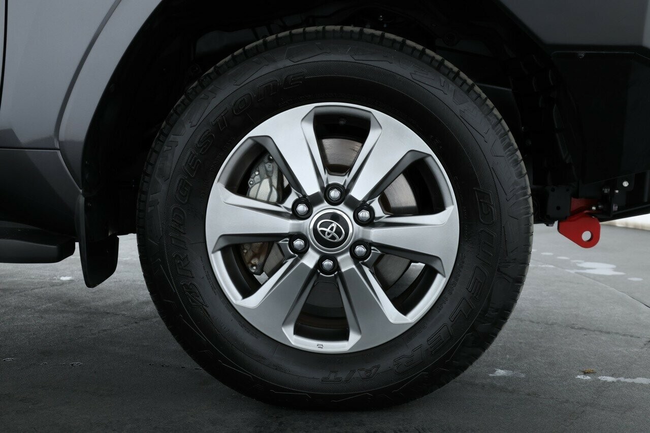 Toyota Landcruiser image 4