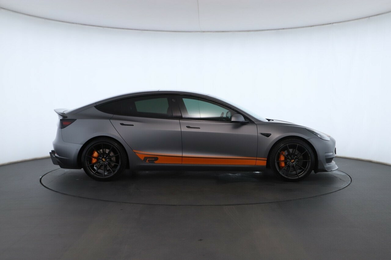 Tesla Model 3 image 3