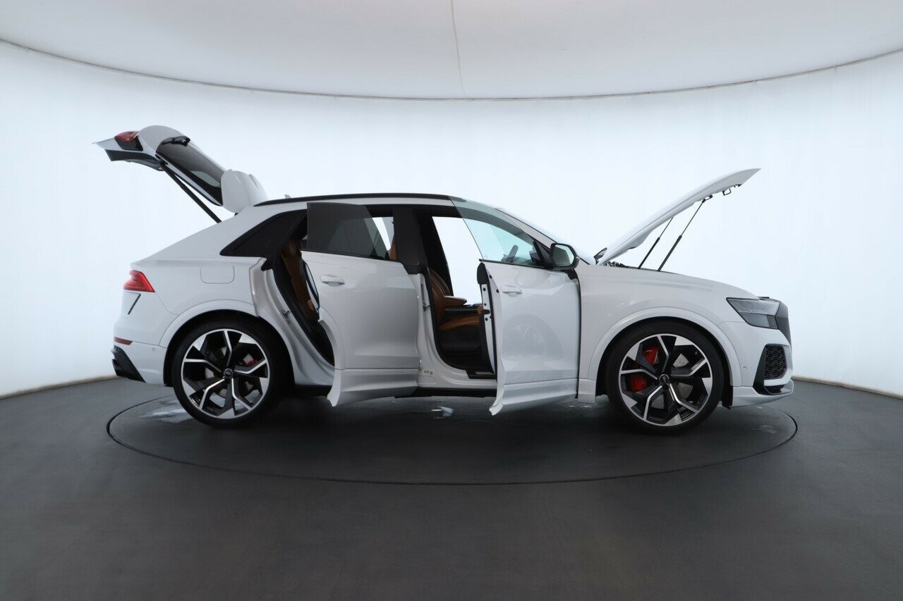 Audi Rs Q8 image 2