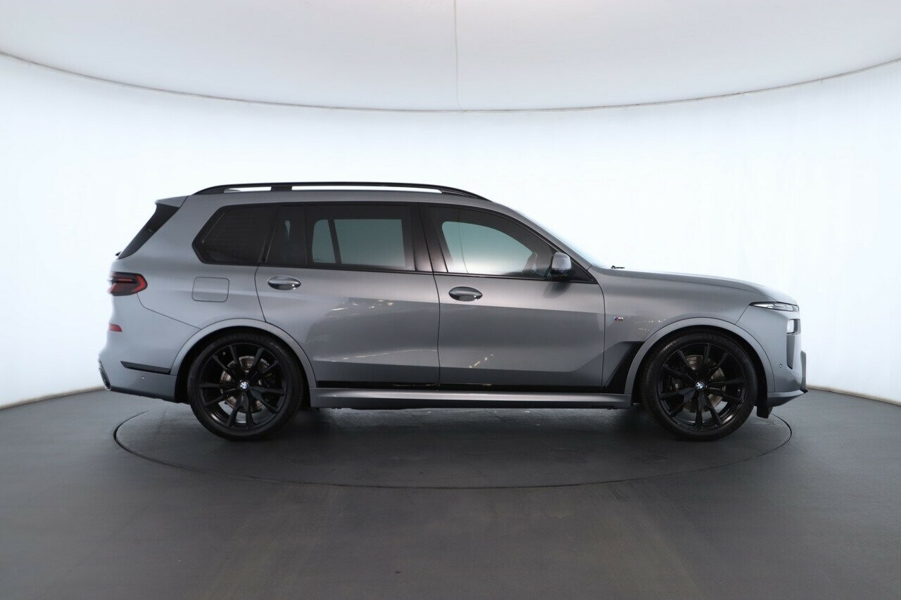 BMW X7 image 3