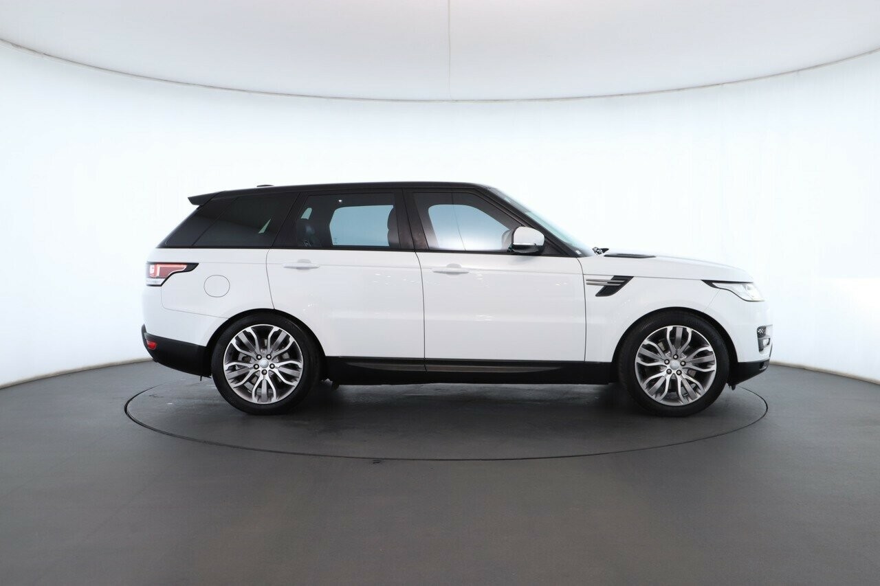 Land Rover Range Rover Sport image 3