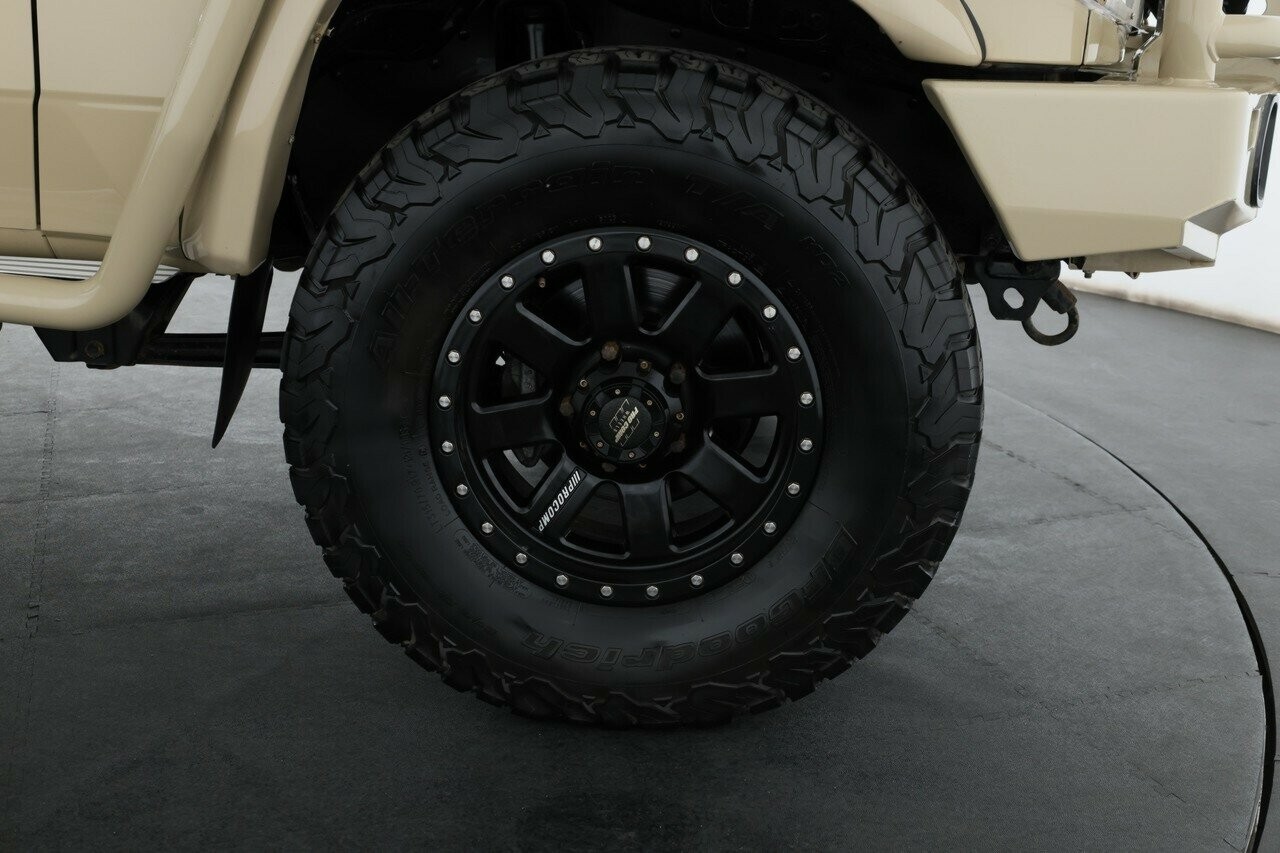 Toyota Landcruiser image 4