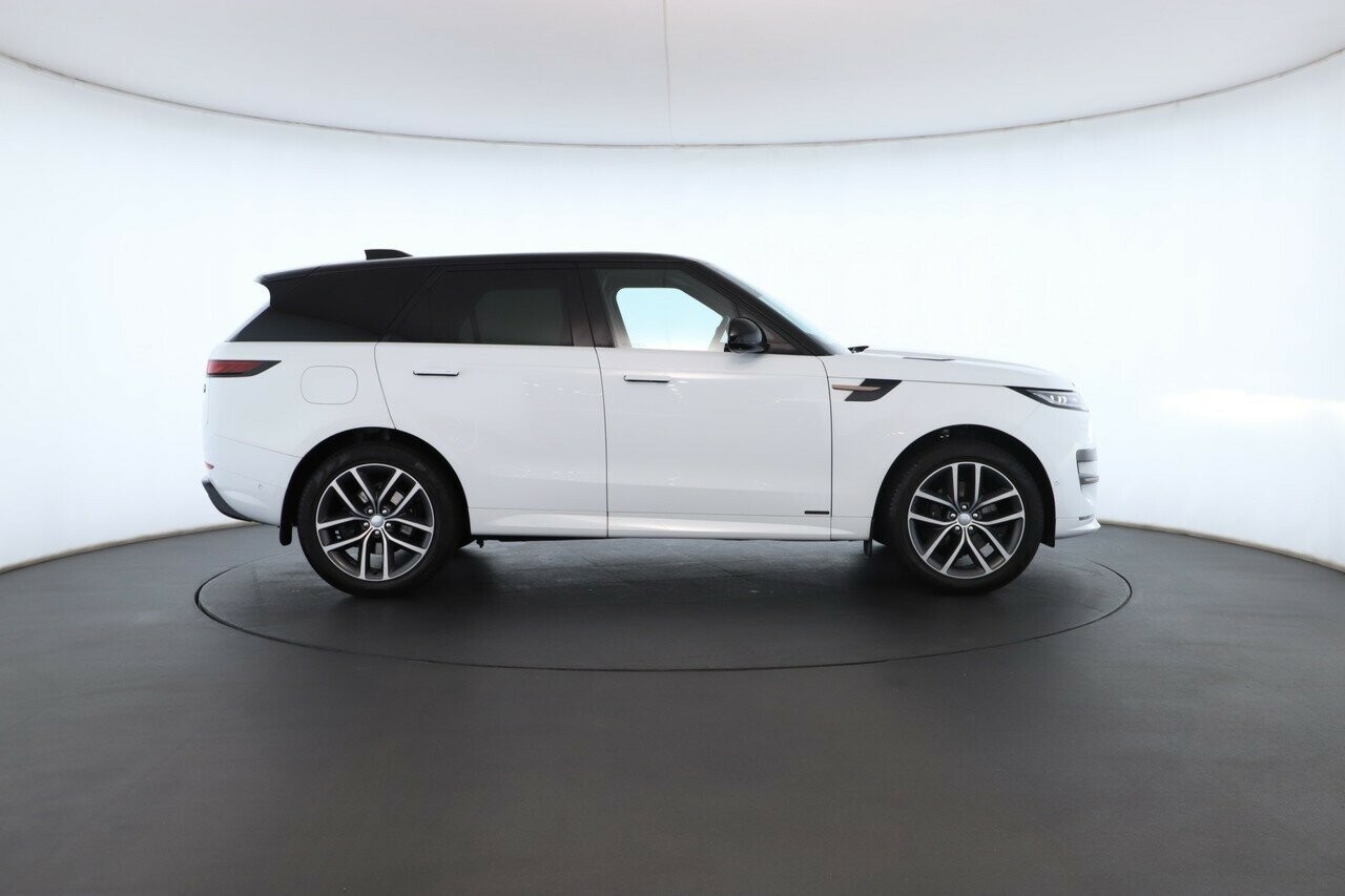 Land Rover Range Rover Sport image 3