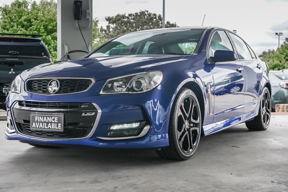 Holden Commodore image 4