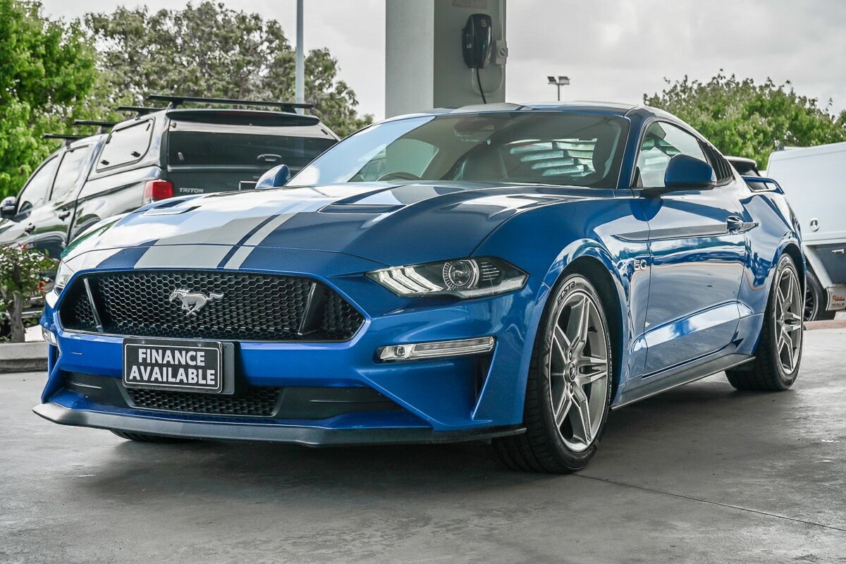 Ford Mustang image 4