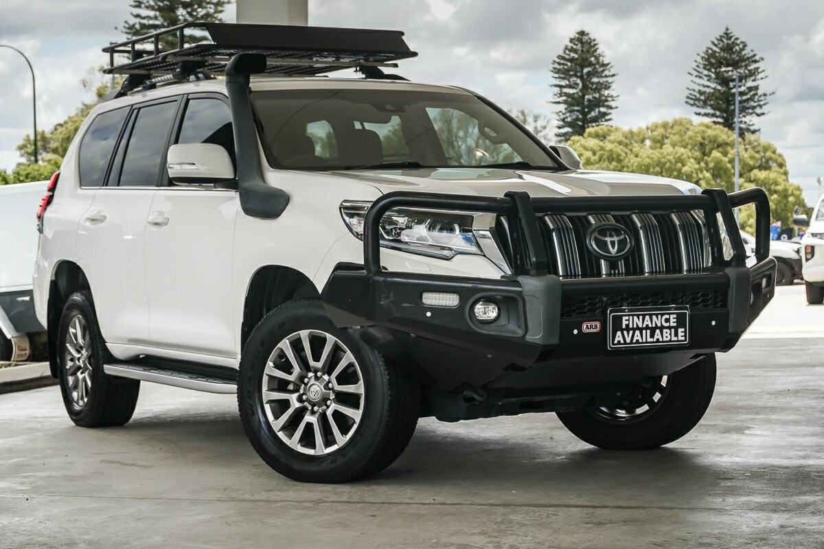 Toyota Landcruiser Prado image 1