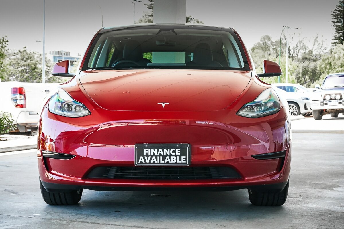 Tesla Model Y image 3