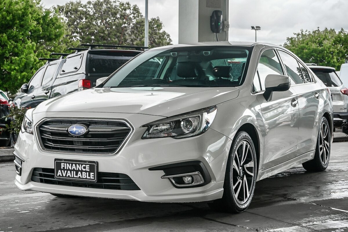 Subaru Liberty image 4