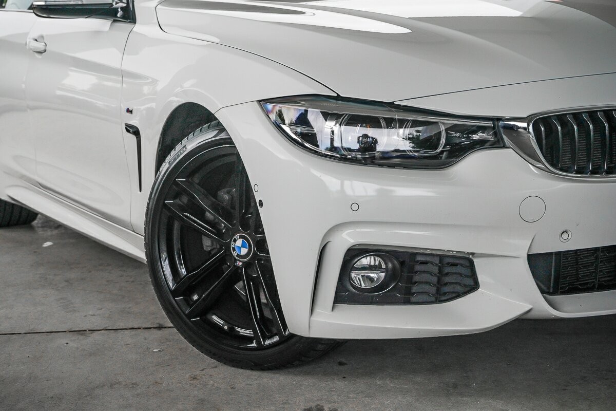 BMW 4 Series image 2