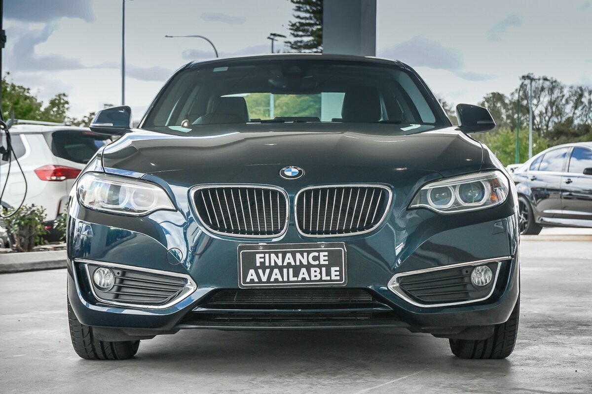 BMW 2 Series image 3