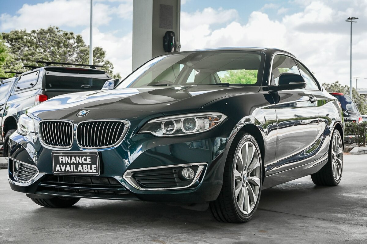 BMW 2 Series image 4