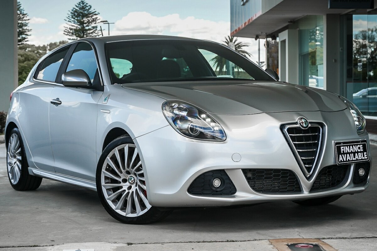 Alfa Romeo Giulietta image 1