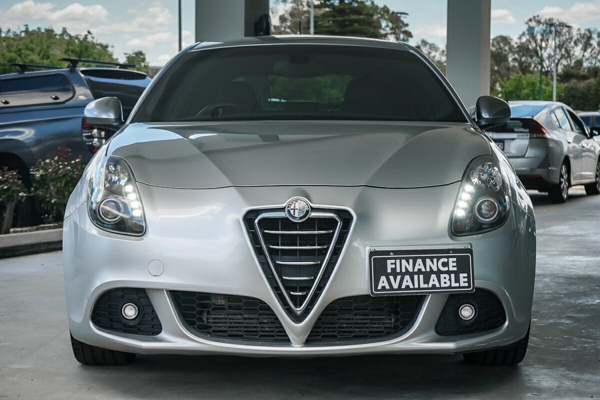 Alfa Romeo Giulietta image 3