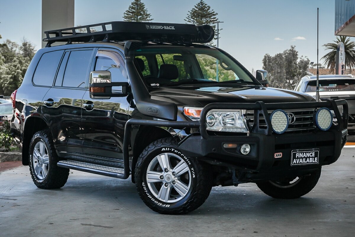 Toyota Landcruiser image 1