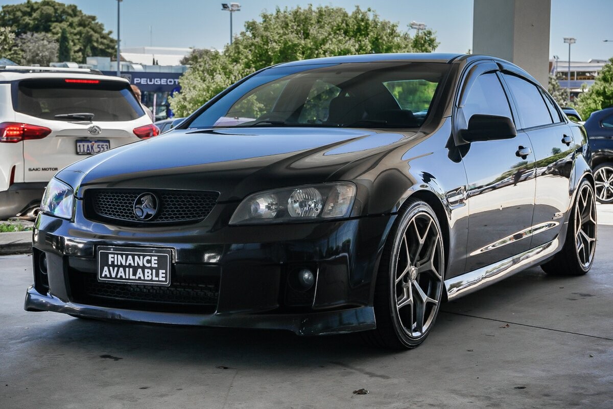 Holden Commodore image 4