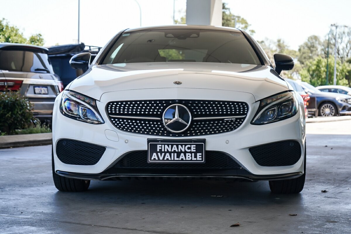 Mercedes Benz C-class image 3