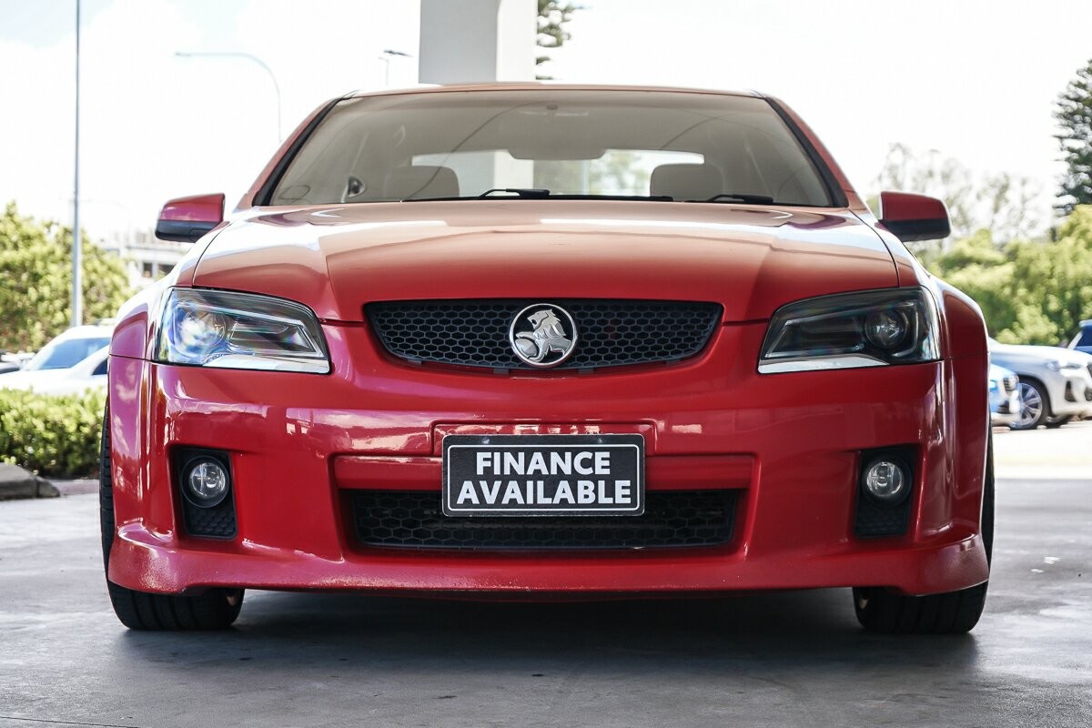 Holden Commodore image 3