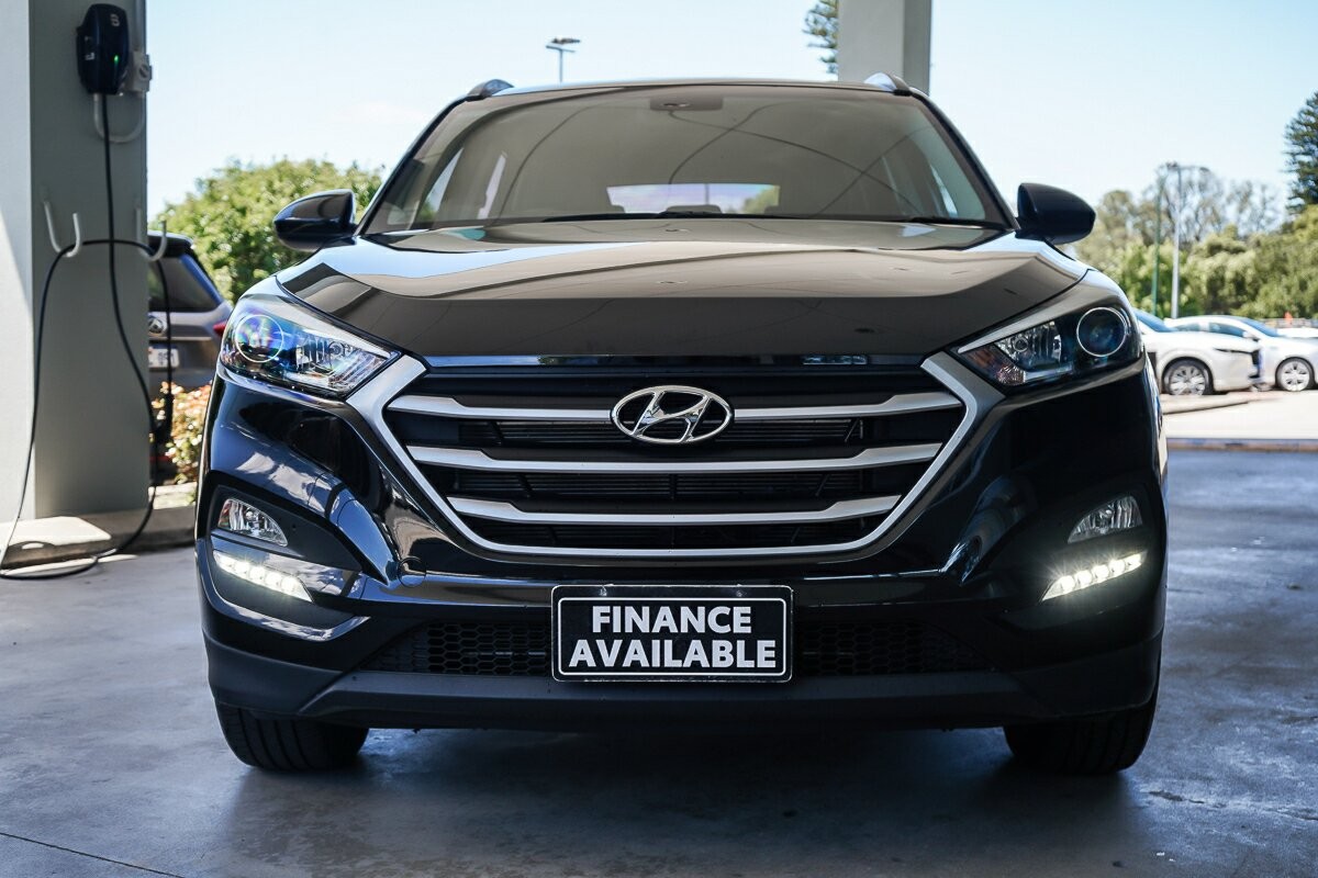 Hyundai Tucson image 3