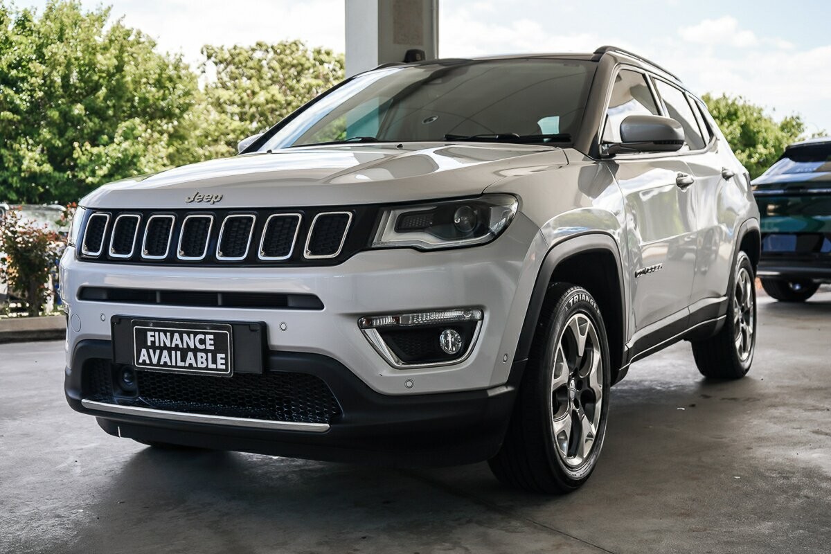 Jeep Compass image 4