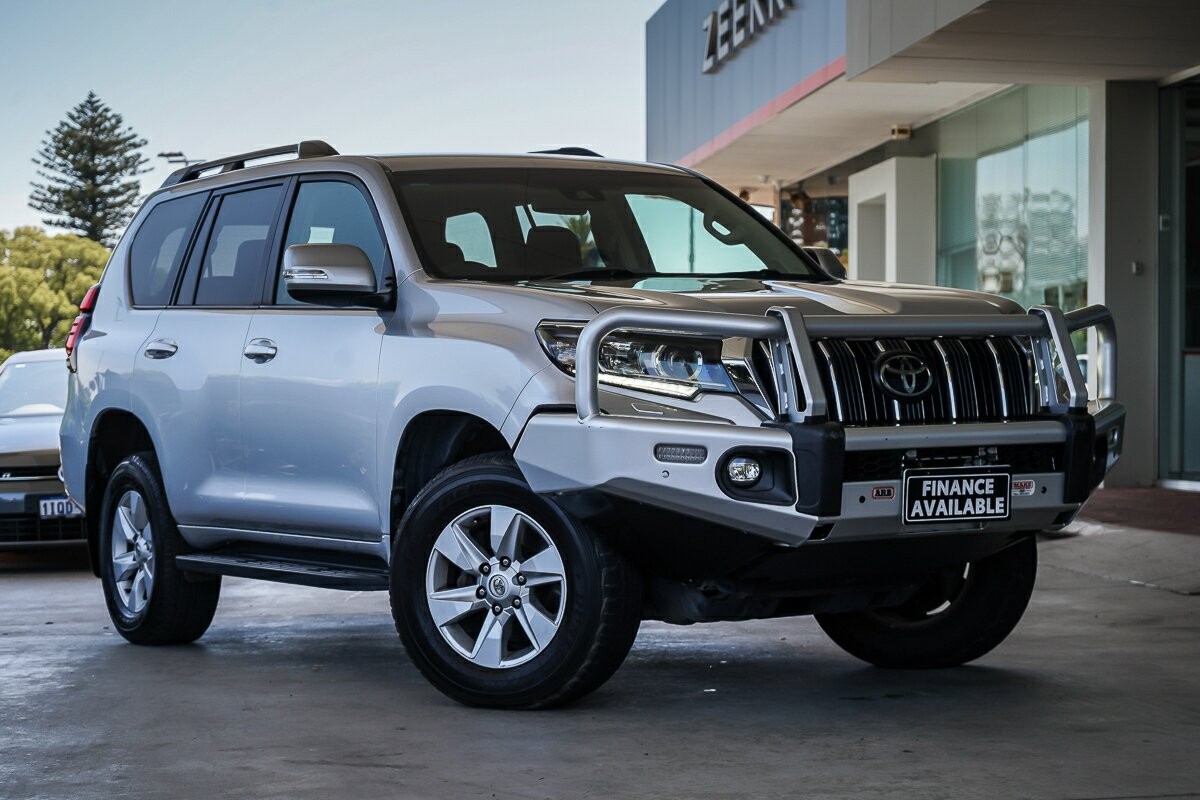 Toyota Landcruiser Prado image 1