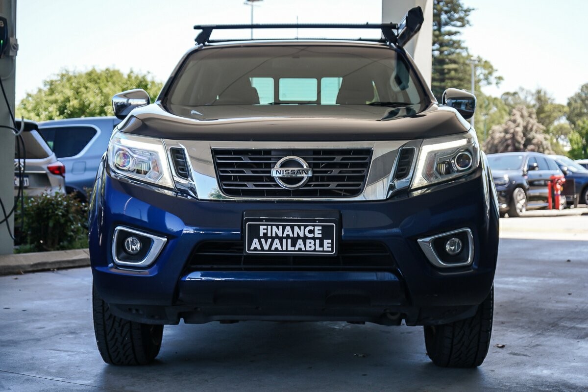 Nissan Navara image 3
