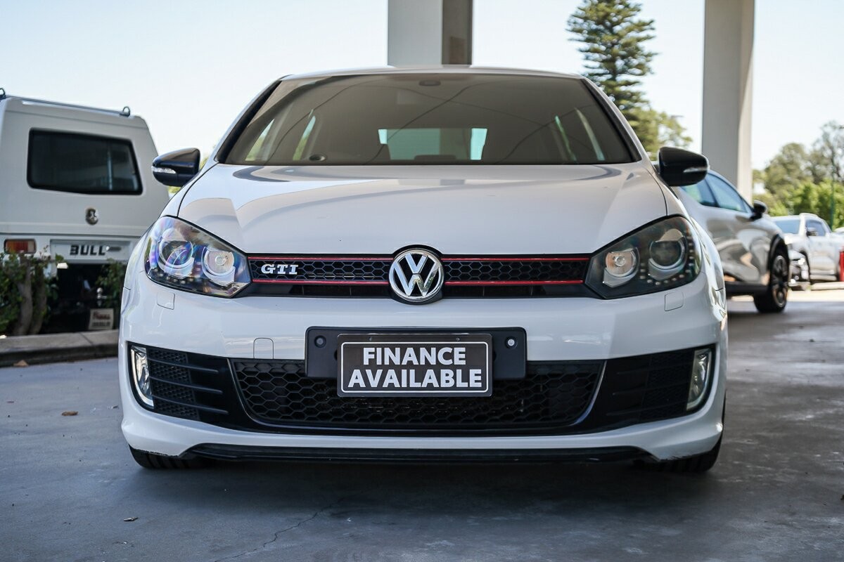 Volkswagen Golf image 3