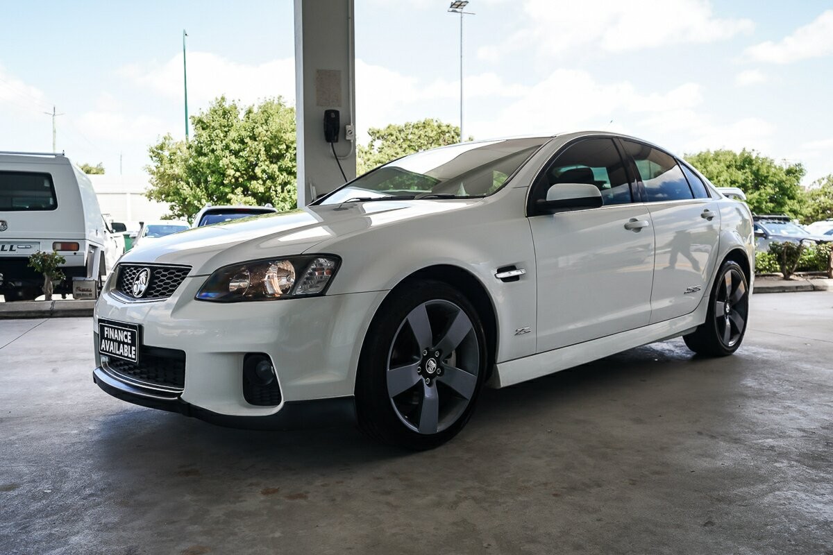 Holden Commodore image 4