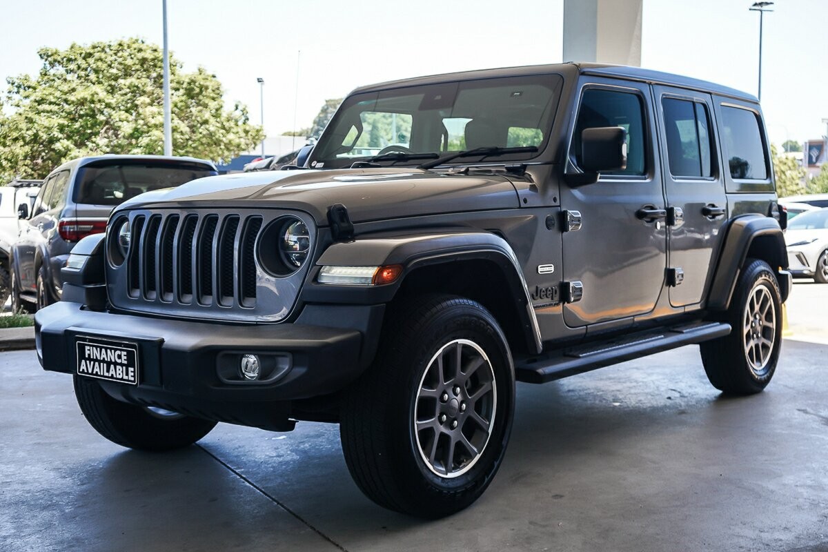 Jeep Wrangler image 4