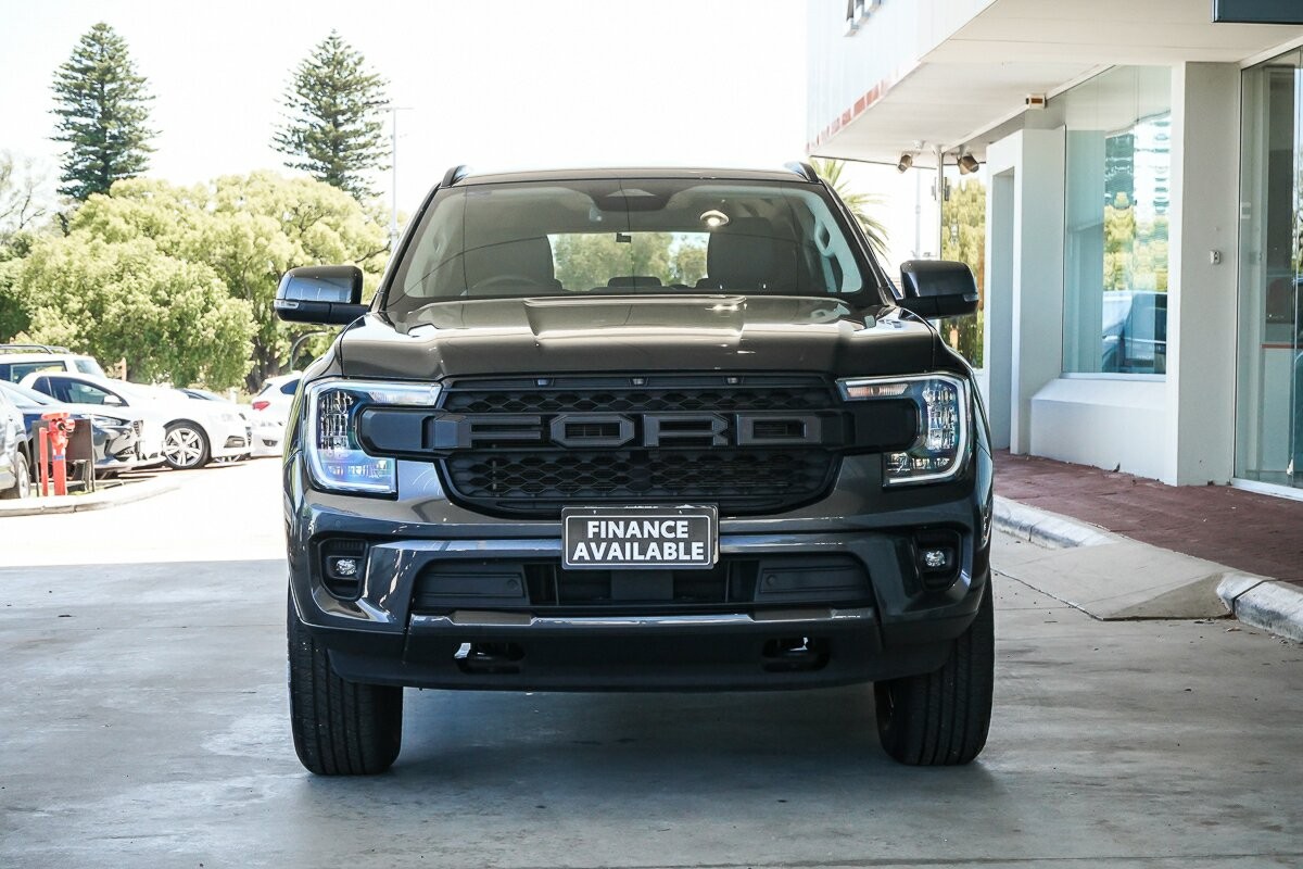 Ford Everest image 4