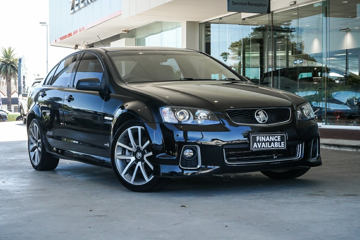 Holden Commodore image 1