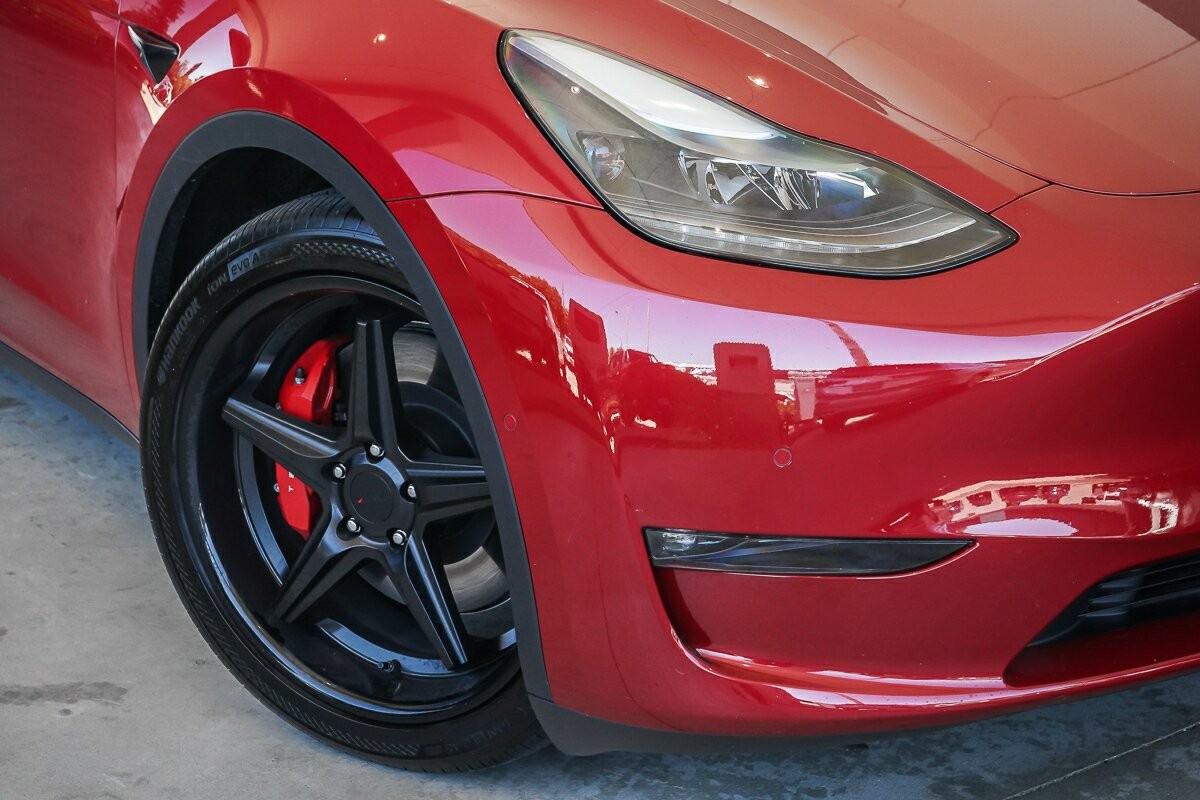 Tesla Model Y image 2