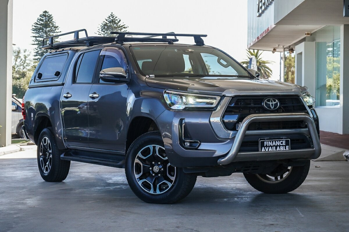 Toyota Hilux image 1
